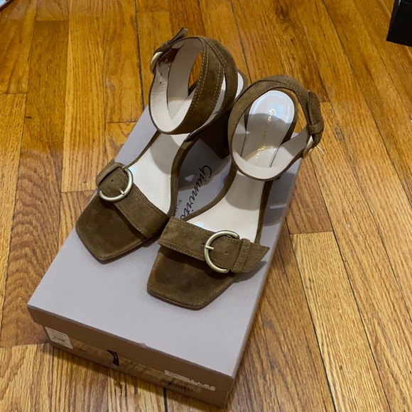 Sold. Gianvito Rossi Harper Sandal - Picture 1 of 8